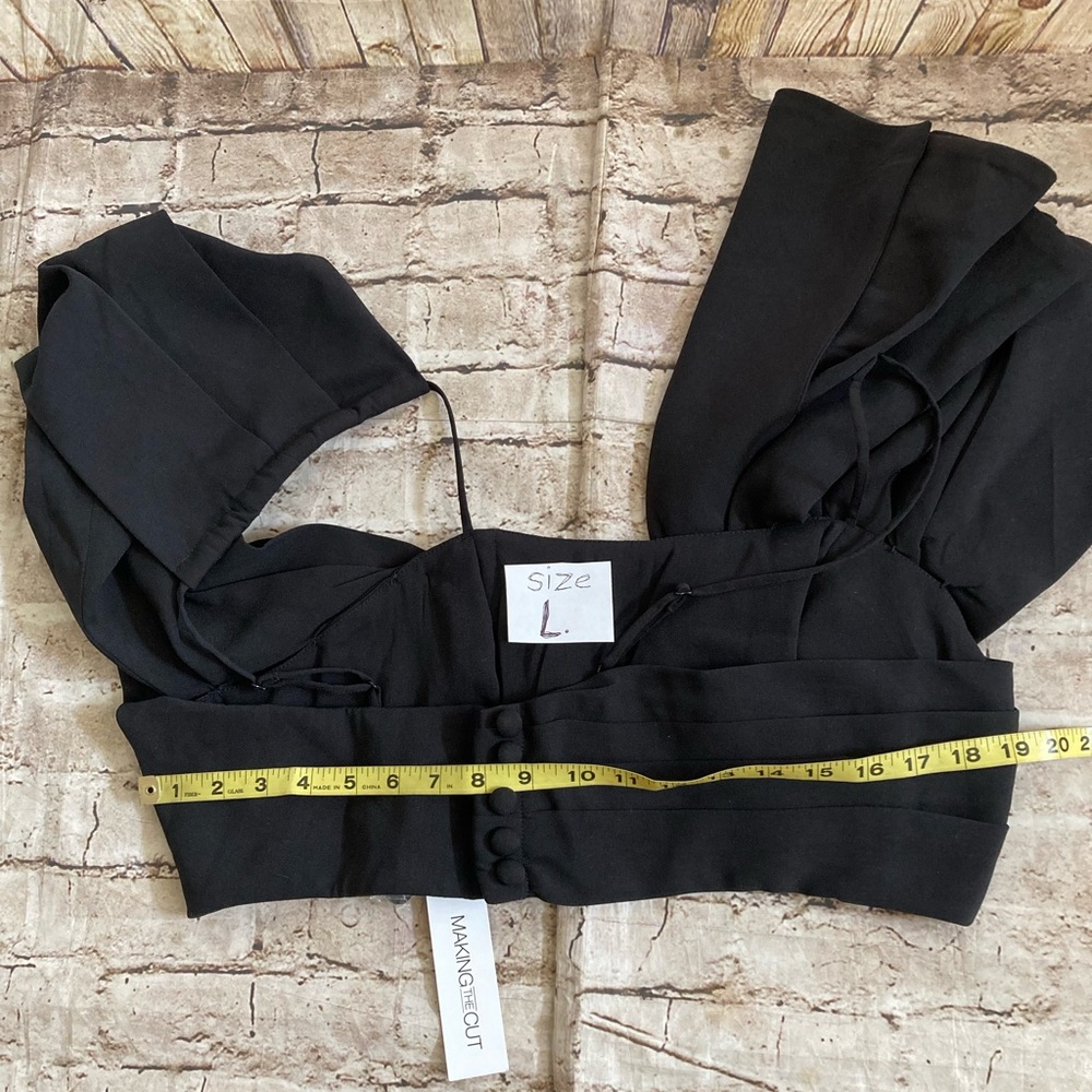 NWT Making The cut Black detailed cropped top size S ,M ,& L. - Picture 15 of 16